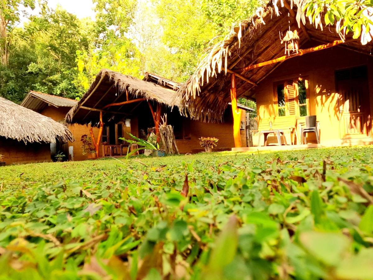 Hasthi Safari Cottage Udawalawe Εξωτερικό φωτογραφία